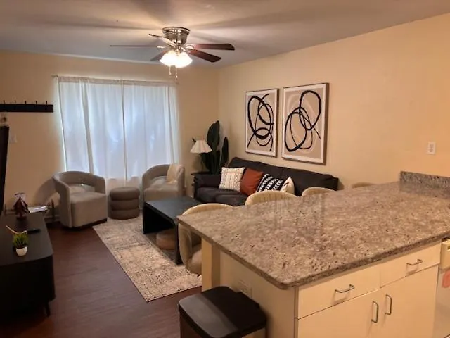 Modern 3br3ba Duplex- Walk To Fsu & Near Downtown Ferienhaus Tallahassee