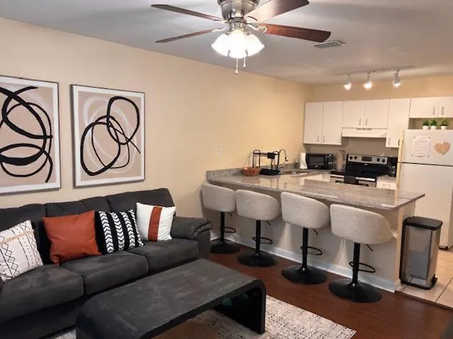 Modern 3br3ba Duplex- Walk To Fsu & Near Downtown Ferienhaus Tallahassee